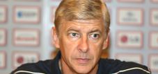 Wenger rozchwytywany